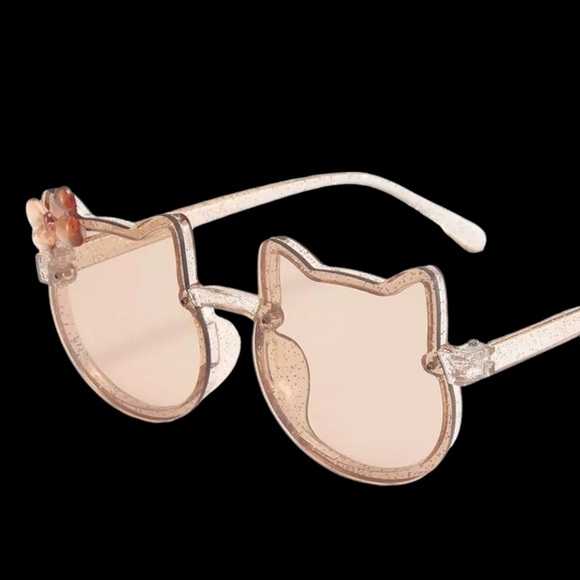 2 for $20 Hello kitty kids sunglasses.NWT - Picture 2 of 2